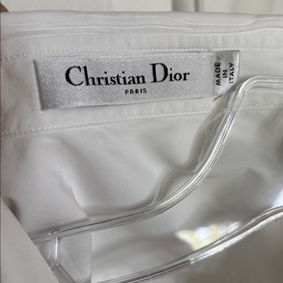 EUC Dior Elegant White Short Sleeve Button Front Shirtbsize US 8 Womens - Picture 4 of 9